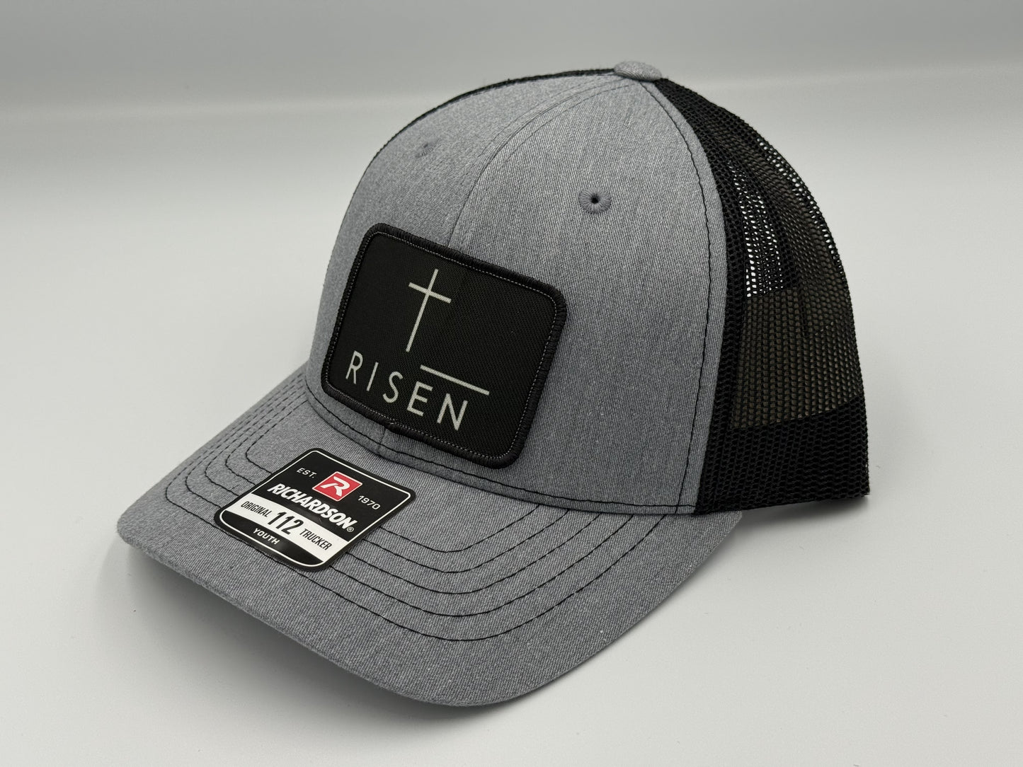 Youth Risen Cross Canvas Patch Trucker Hat – Black / Light Gray