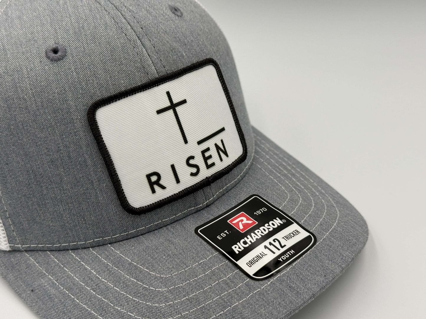 Youth Risen Cross Canvas Patch Trucker Hat – White / Light Gray